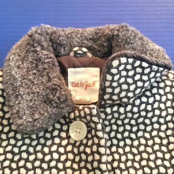 Toddler Girl's Wool Dress Coat with Faux Fur Collar - Picture 4 of 6